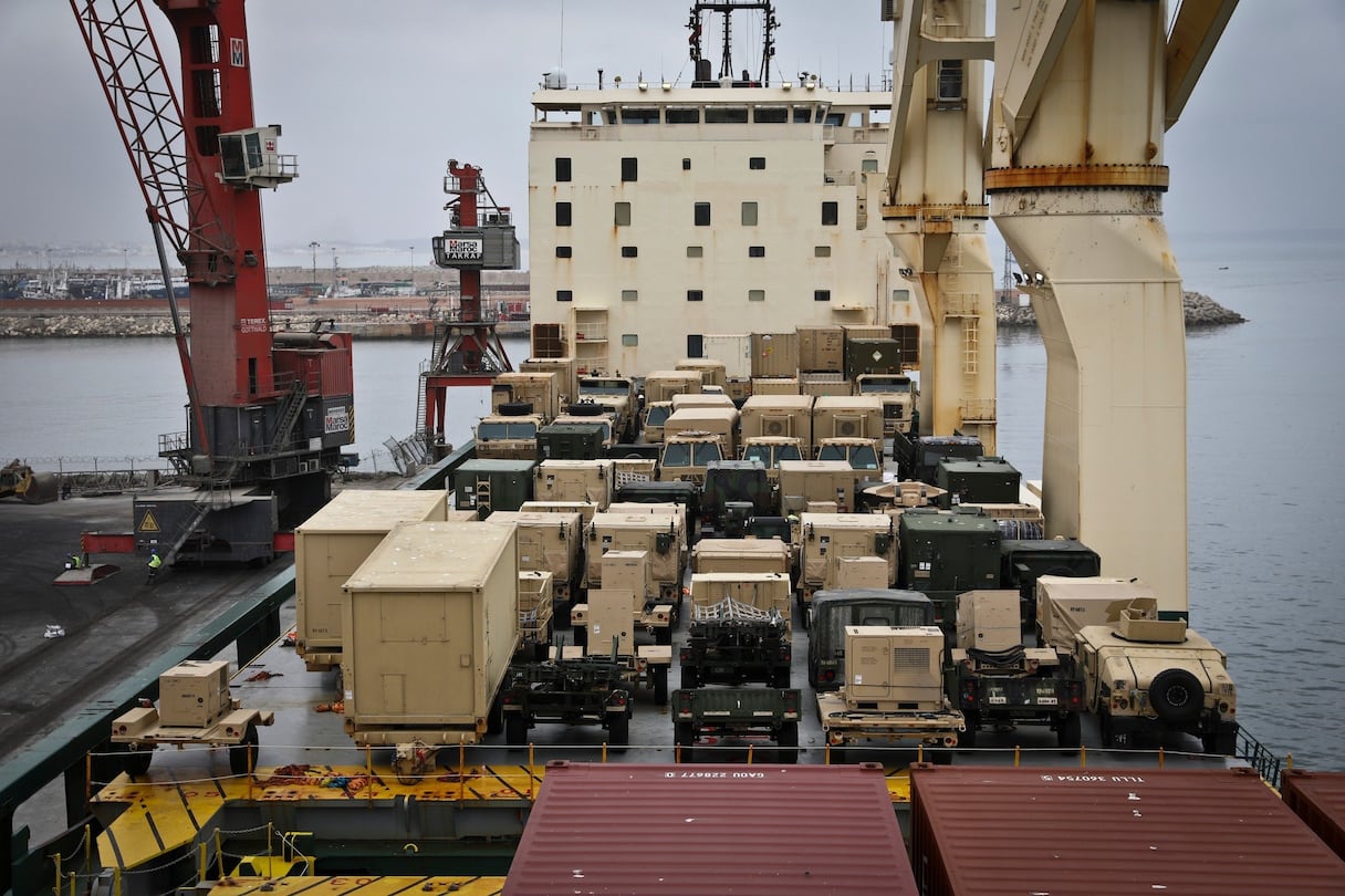 Arrivée à Agadir du matériel et des équipements américains pour l’exercice militaire African Lion, organisé conjointement par l’Armée américaine et les Forces armées royales.