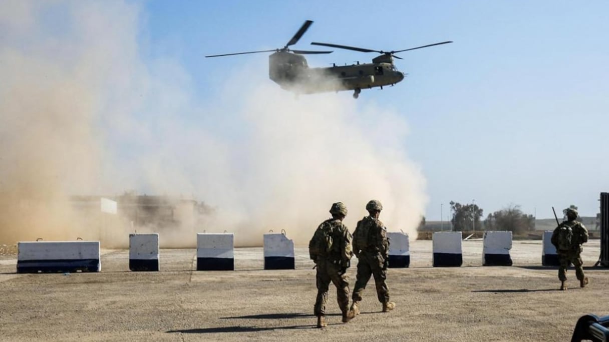 Les forces irakiennes sont entrées jeudi dans l'aéroport de Mossoul appuyées par des avions, des drones et des hélicoptères.
