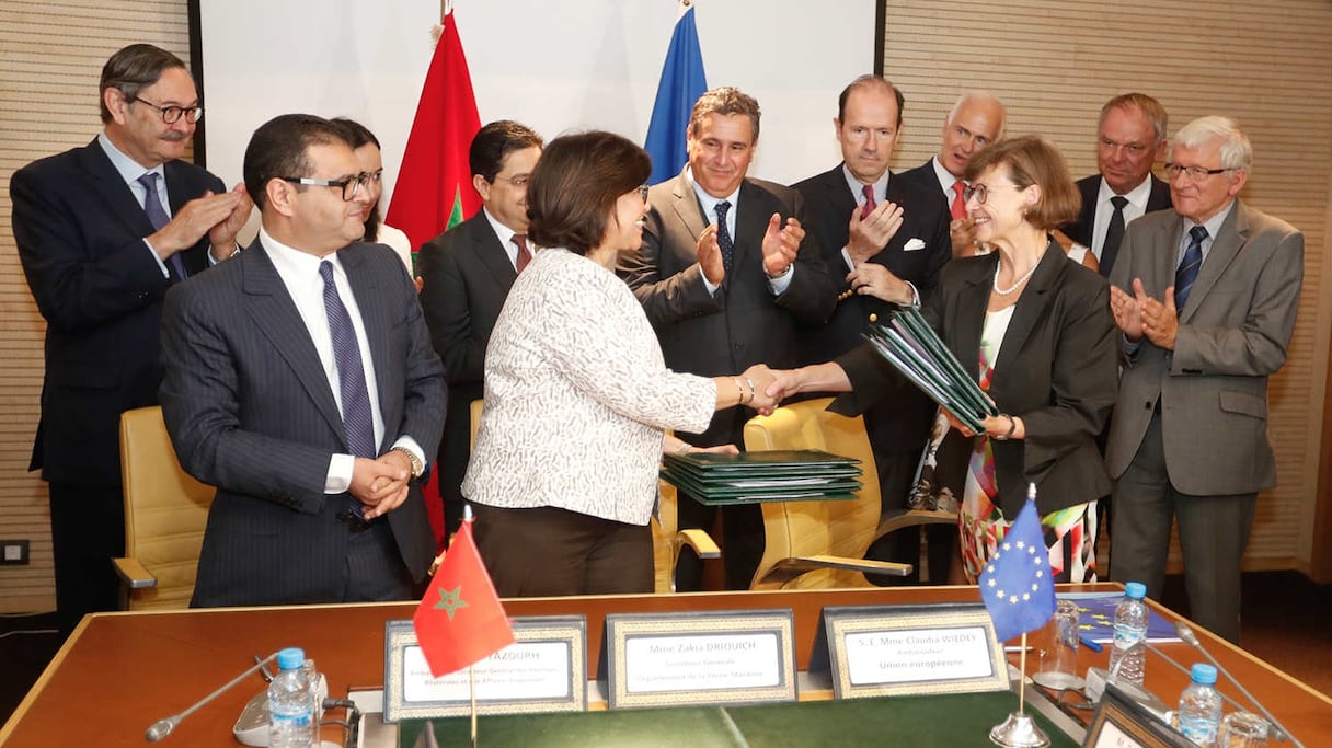 Lors de la cérémonie de paraphe de l'accord de pêche Maroc-UE, mardi 24 juillet 2018 à Rabat.
