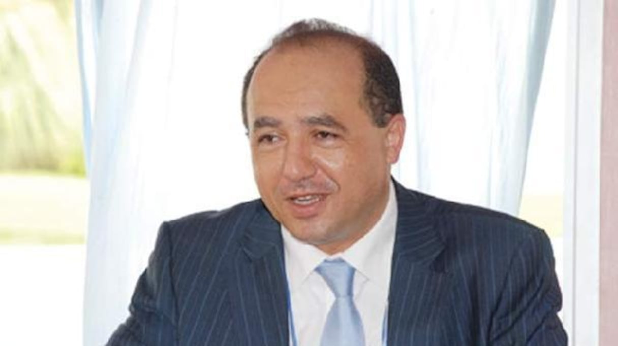 Le général Mohamed Achahbar est aussi le père de Chakir Achahbar, ancien député et secrétaire général du Parti du renouveau et de l’équité (PRE).
