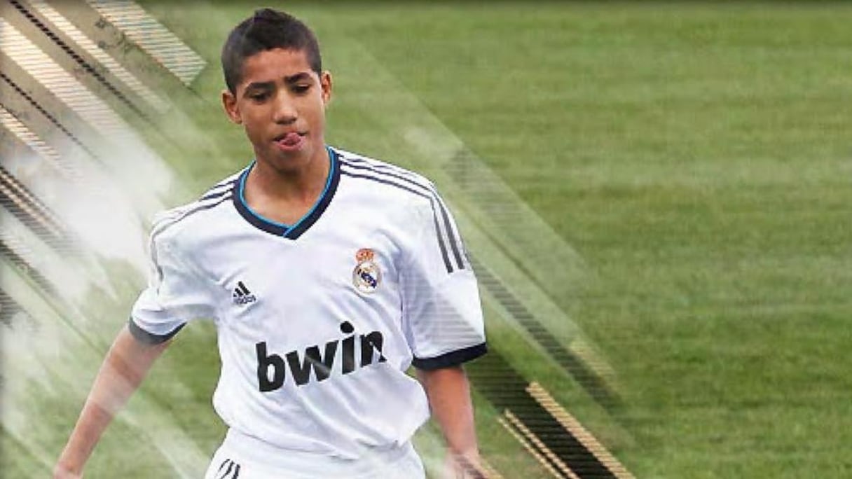 Ashraf Hakimi fêtant un de ses buts sous les couleurs du Real Madrid.
