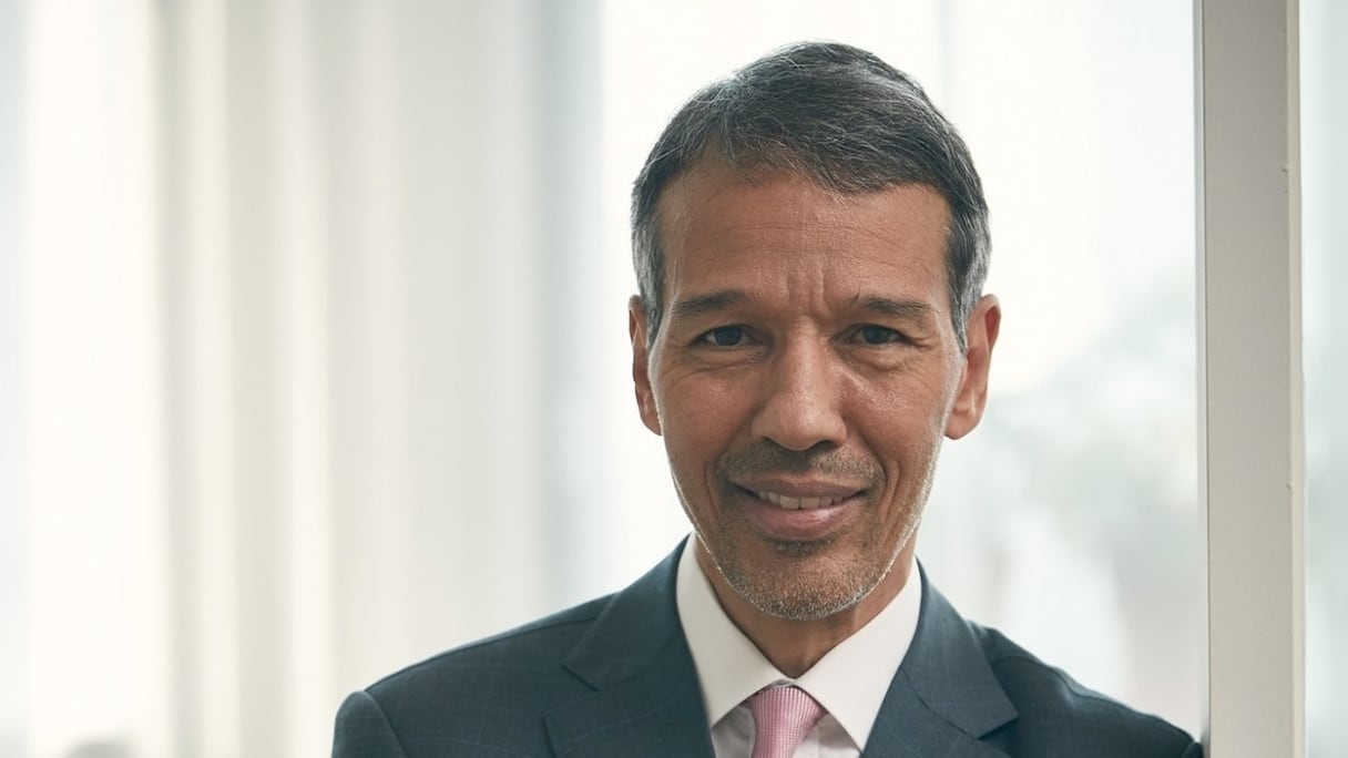 Samir Machour travaille chez Samsung Biologics. 
