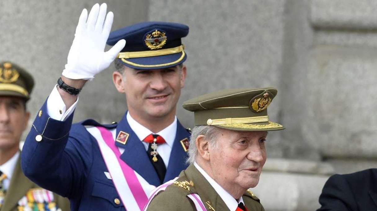 Le prince Felipe et son prère Juan Carlos, lors d'une cérémonie en janvier 2014.
