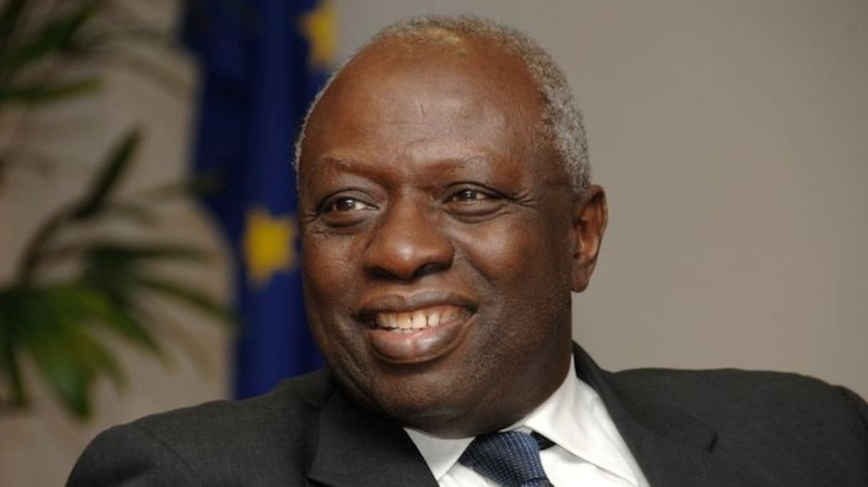 Le sénégalais Jacques Diouf, ancien directeur général de la FAO, nommé Conseiller spécial par Condé.
