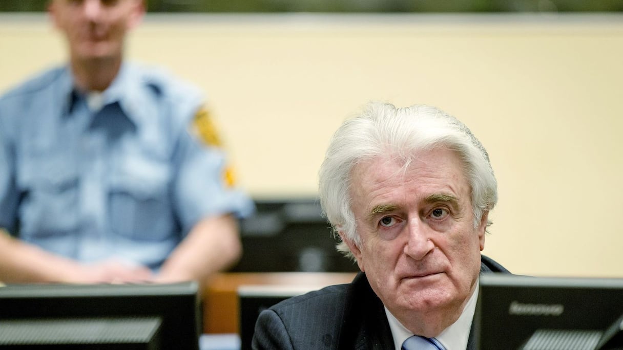 Radovan Karadzic lors de son procès au tribunal de La Haye.
