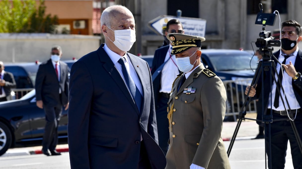 Le président tunisien Kaïs Saïed au mémorial des martyrs à Bizerte, dans le nord de la Tunisie, le 15 octobre 2021.
