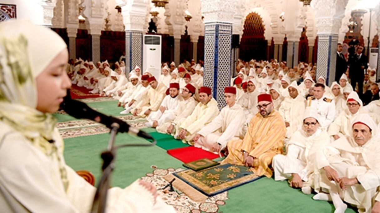 Des versets du Saint Coran ont été récités par l'enfant Aya Mansour (12 ans, originaire de la ville de Berrechid), lauréate du Prix national Mohammed VI de mémorisation, de déclamation et de psalmodie du Saint Coran.
