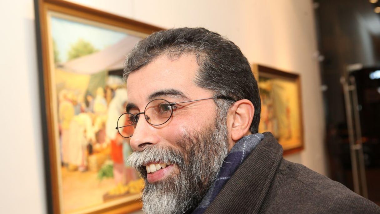 Un artiste qui, depuis 25 ans, expose aussi bien au Maroc qu'en Europe, ses mémoires du nord de son enfance.
