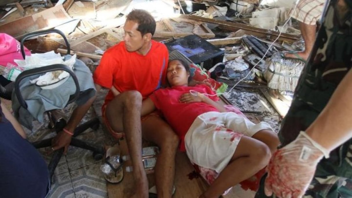 Un miracle s'est produit au milieu des décombres. Emily, une jeune femme de 21 ans, a donné naissance à une belle petite fille au mileu des ruines du bâtiment de l'aéroport de Tacloban
