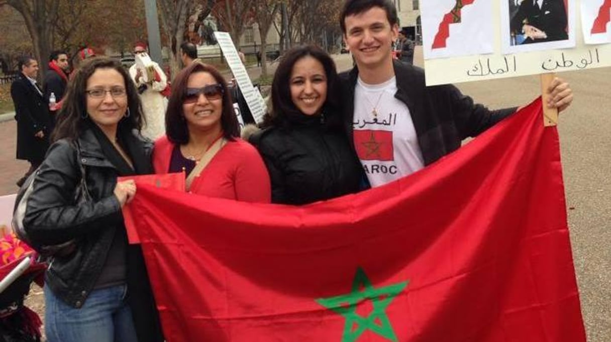 Joshua Cohen avec des membres de sa famille.
