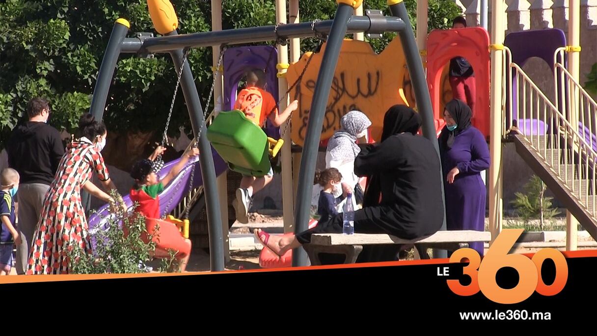 Les enfants de Rabat et Salé ont retrouvé avec joie les espaces de jeux extérieurs. 
