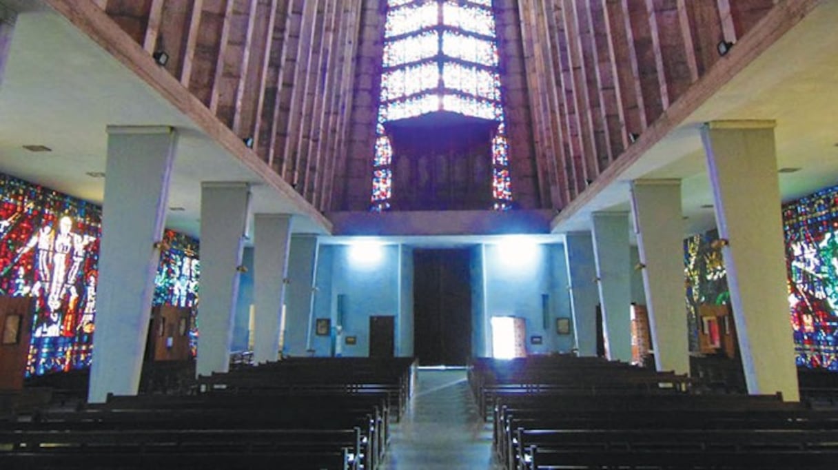 Nef de la cathédrale Notre-Dame de Lourdes, Casablanca. 
