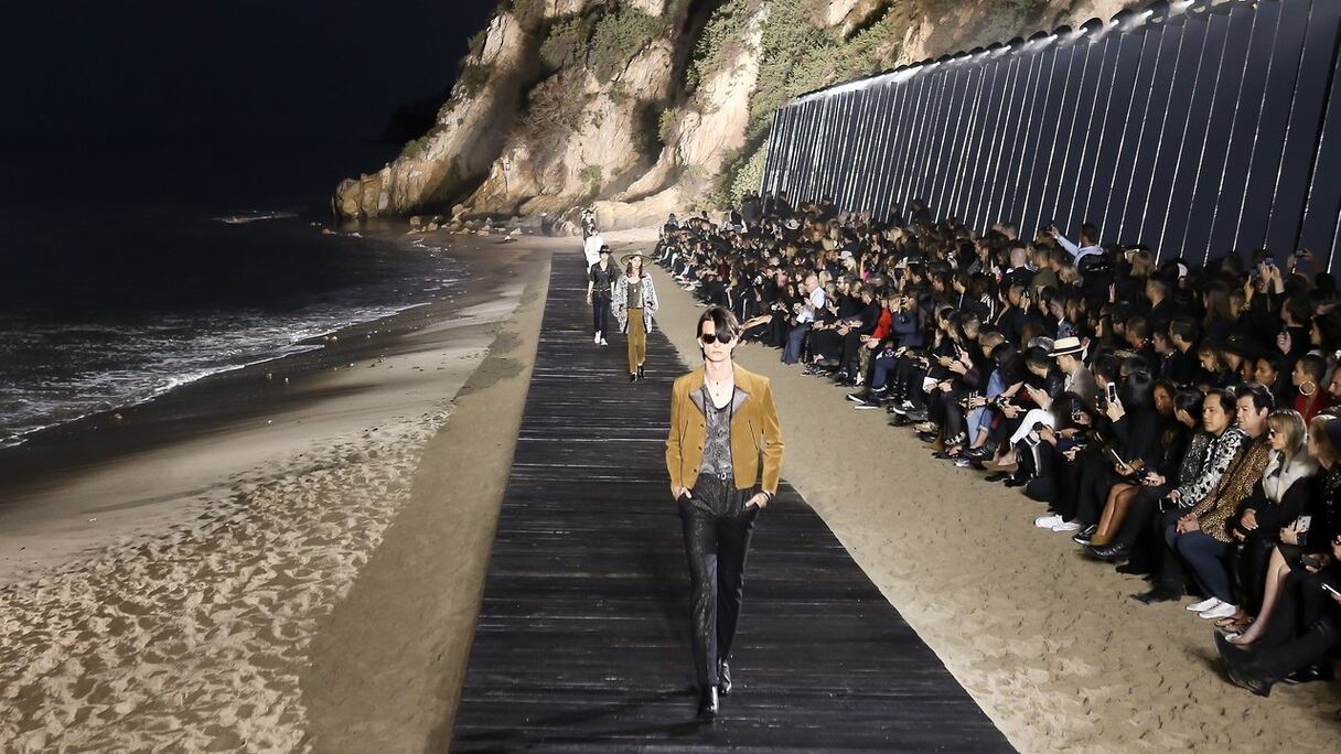 Défilé Saint Laurent à Malibu
