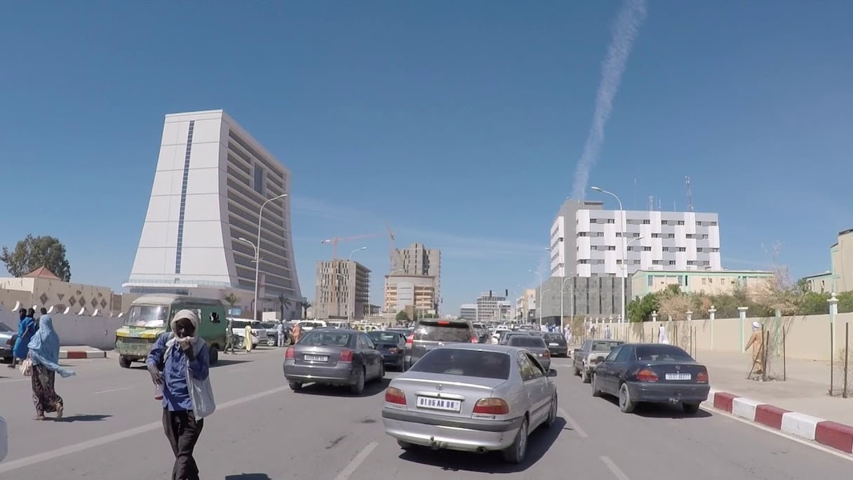 Scène de rue à Nouakchott. 
