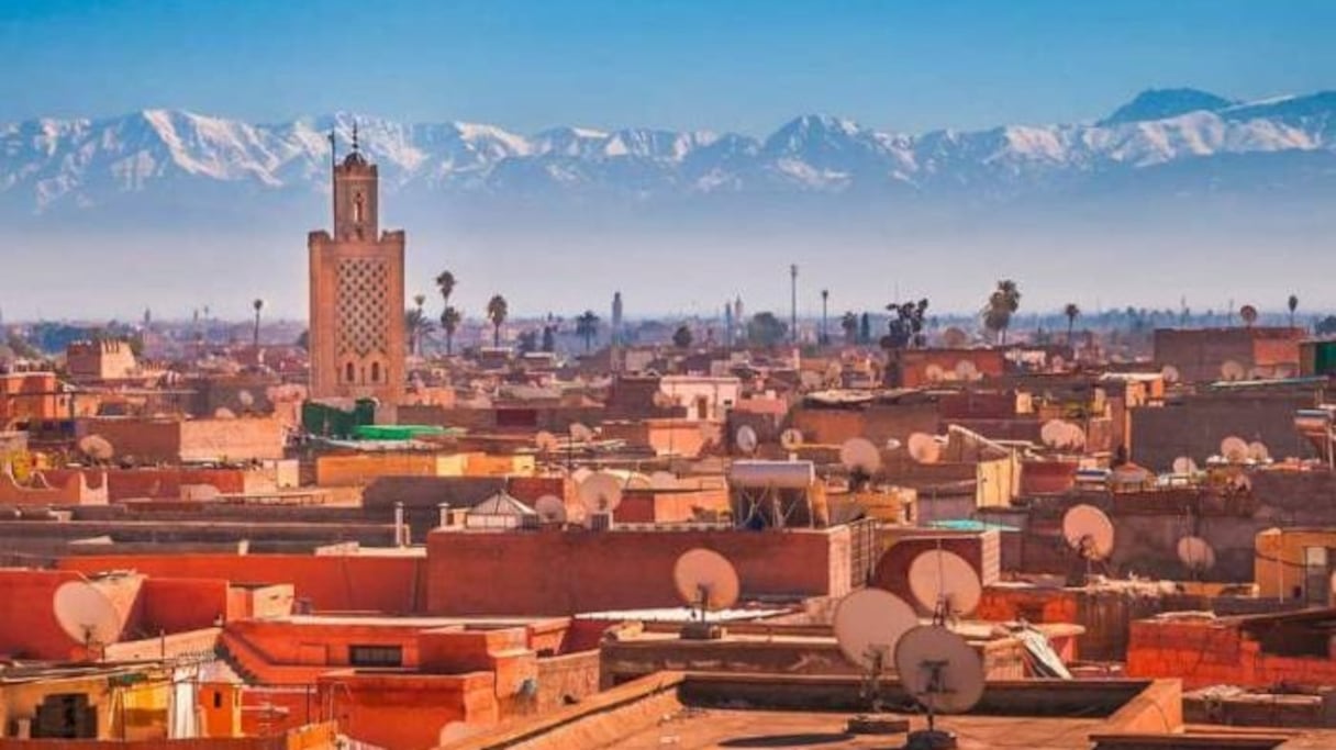 Marrakech. Fondée par Youssef Ibn Tachfine en 1062, la cité fut, du XIe au XIIIe siècle, la capitale d'un empire englobant le sud de l'Espagne musulmane, d'abord sous les Almoravides (fin XIe-début XIIe), puis sous les Almohades (XIIe - XIIIe).
