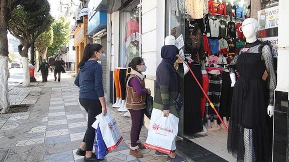 Coronavirus et réouverture des commerces en Algérie. 
