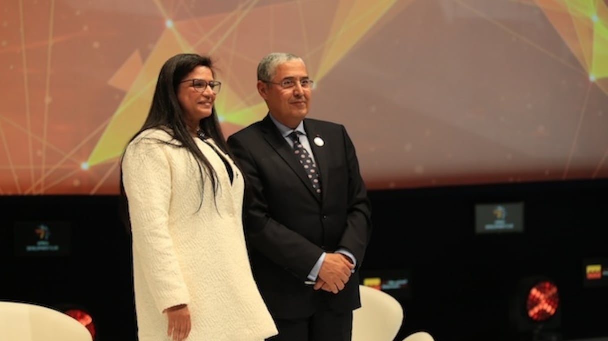 Zahra Maafiri, DG de Maroc Export, et Mohamed El Kattani, PDG du groupe Attijariwafa bank.
