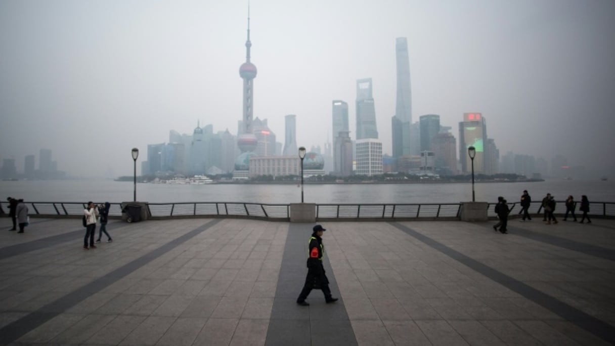 Le centre financier du discrit de Pudong à Shangaï, le 18 janvier 2016.
