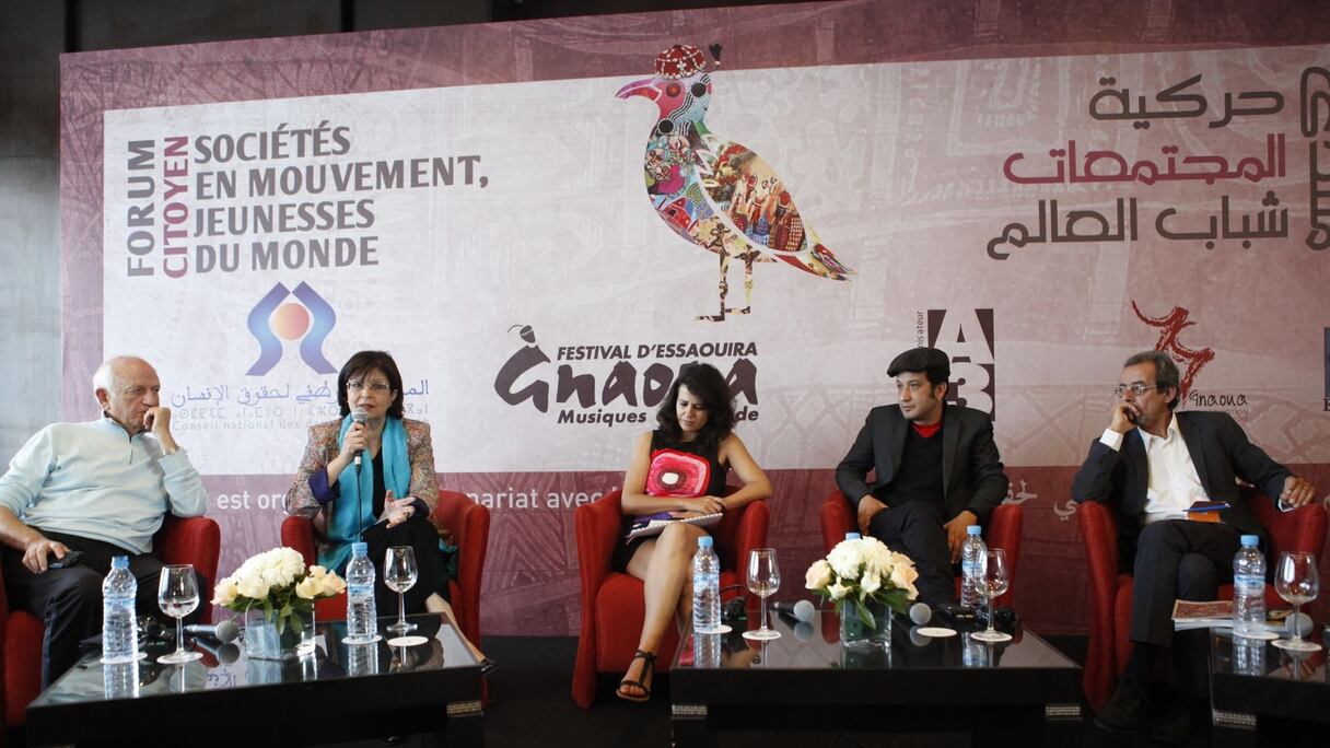 Un beau panel d'intervenants pour cette première journée du forum. De gauche à droite, André Azoulay, Rahma Bourqia, Mouna Kadiri, Mohamed Merhari (Alias Momo) et Yves Gonzalez Quijano
