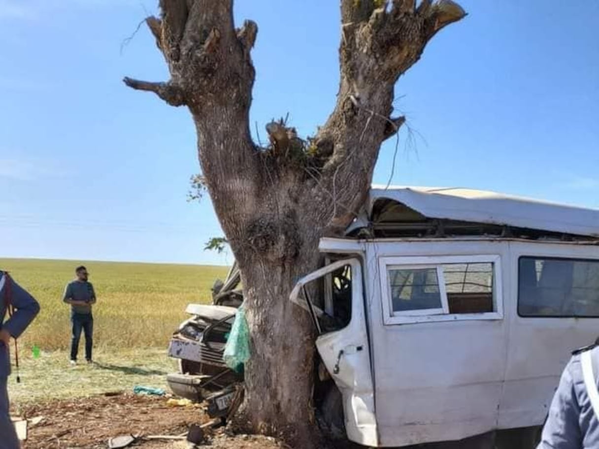 Le chauffeur d’un van de transport d’ouvrières agricole a percuté, mardi 30 mars 2023 à Rommani, un arbre, faisant 11 morts et plus d’une vingtaine de blessés.