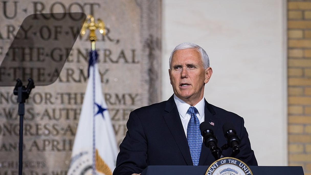 Mike Pence, ancien vice-président des États-Unis, intervenant devant le National Space Council en 2018.
