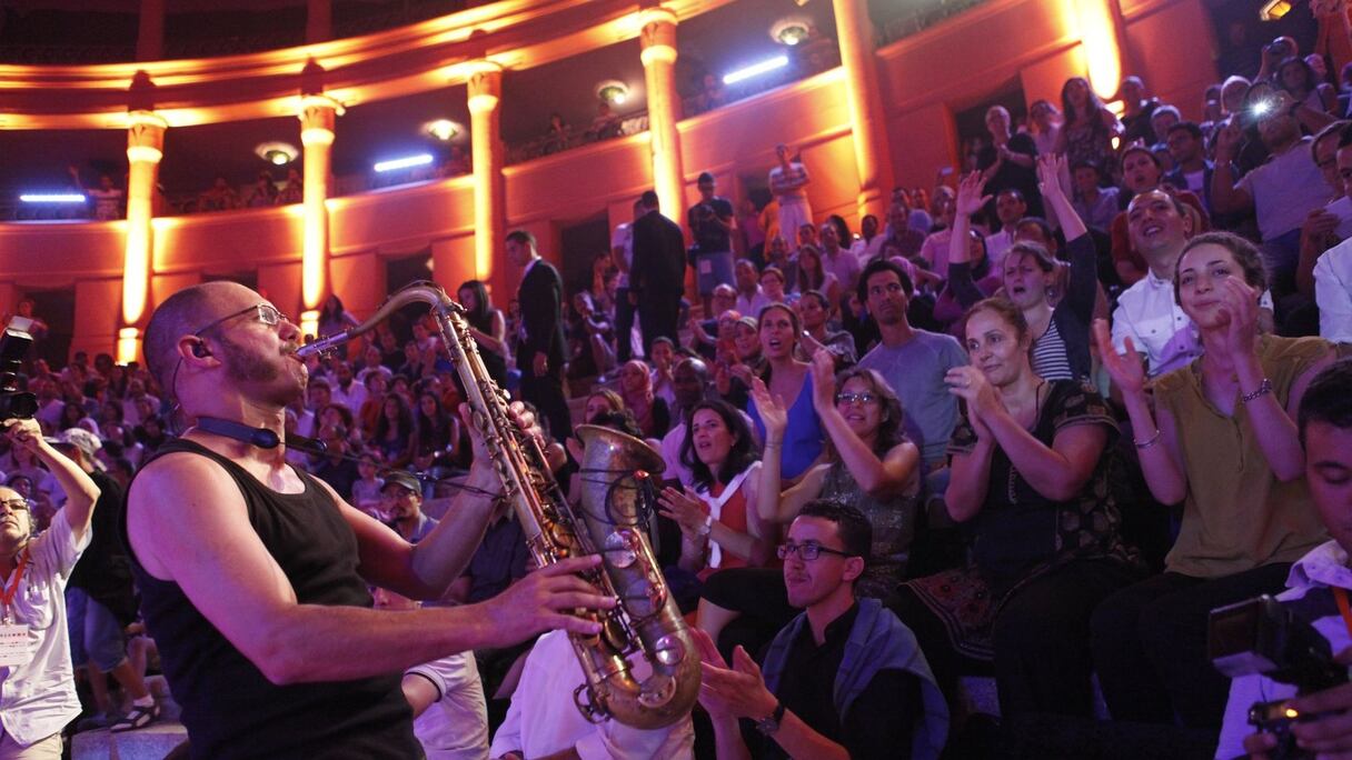 Vincent Mascart a enflammé le public du festival des arts populaires
