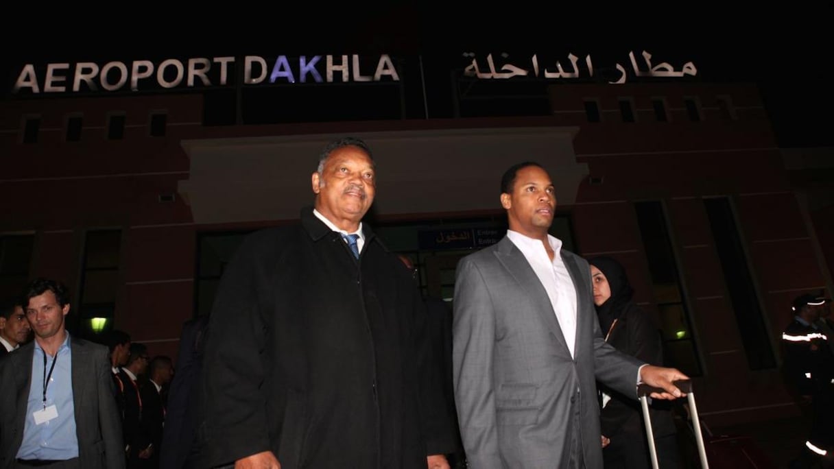  Jesse Jackson, à son arrivée à Dakhla. 
