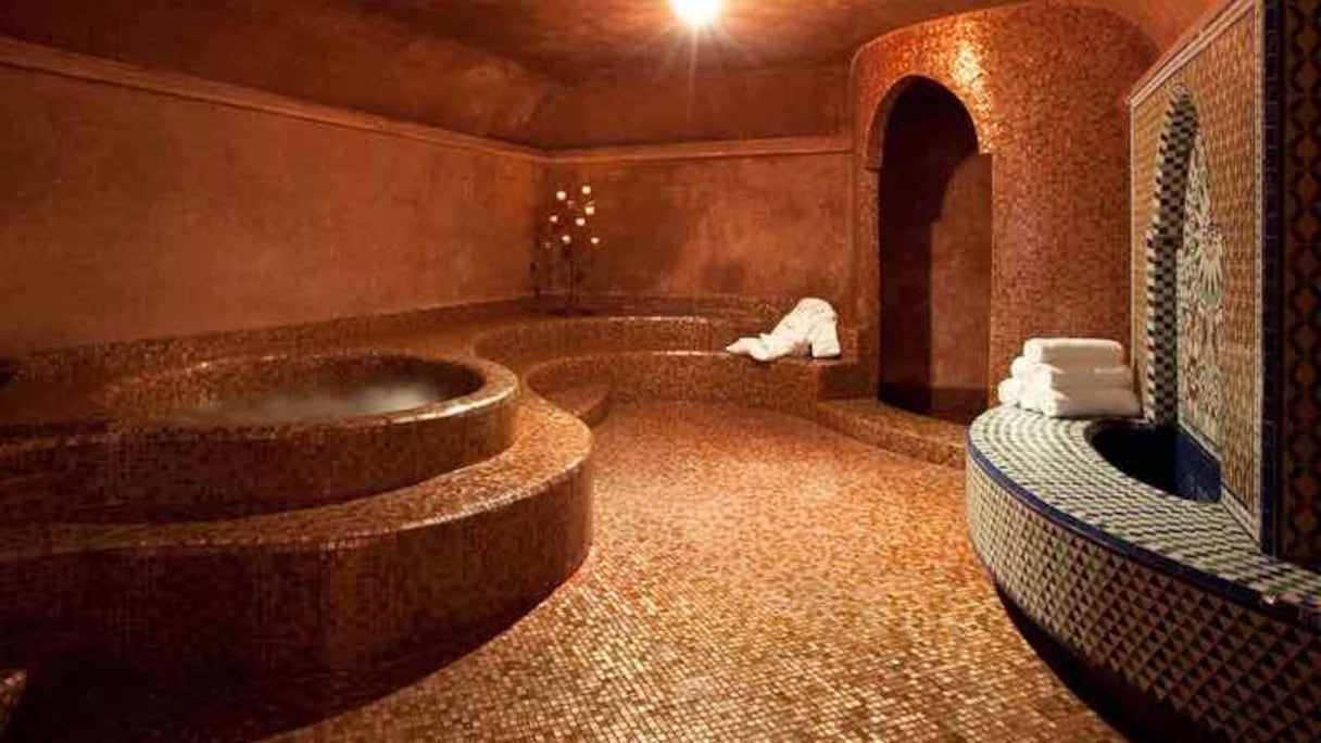 Un hammam traditionnel désert pour cause de coronavirus. 
