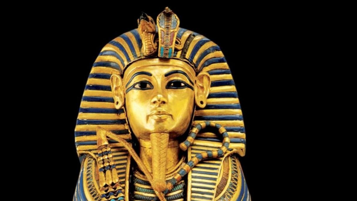 Sarcophage du pharaon Toutânkhamon (partie supérieure). 
