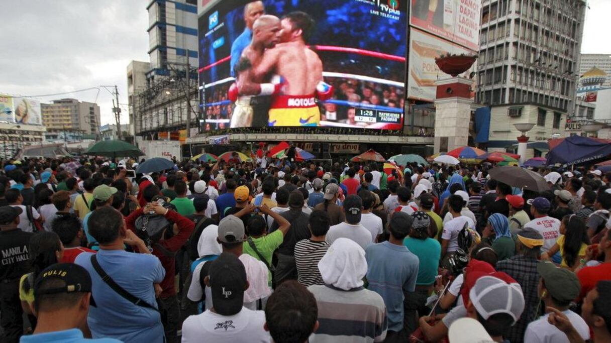 Le combat a été très suivi dans les rues des Philippines.