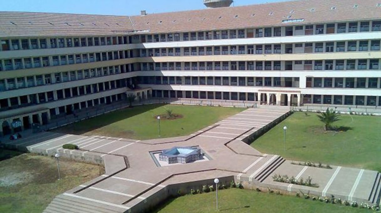 La faculté des sciences de Fès.
