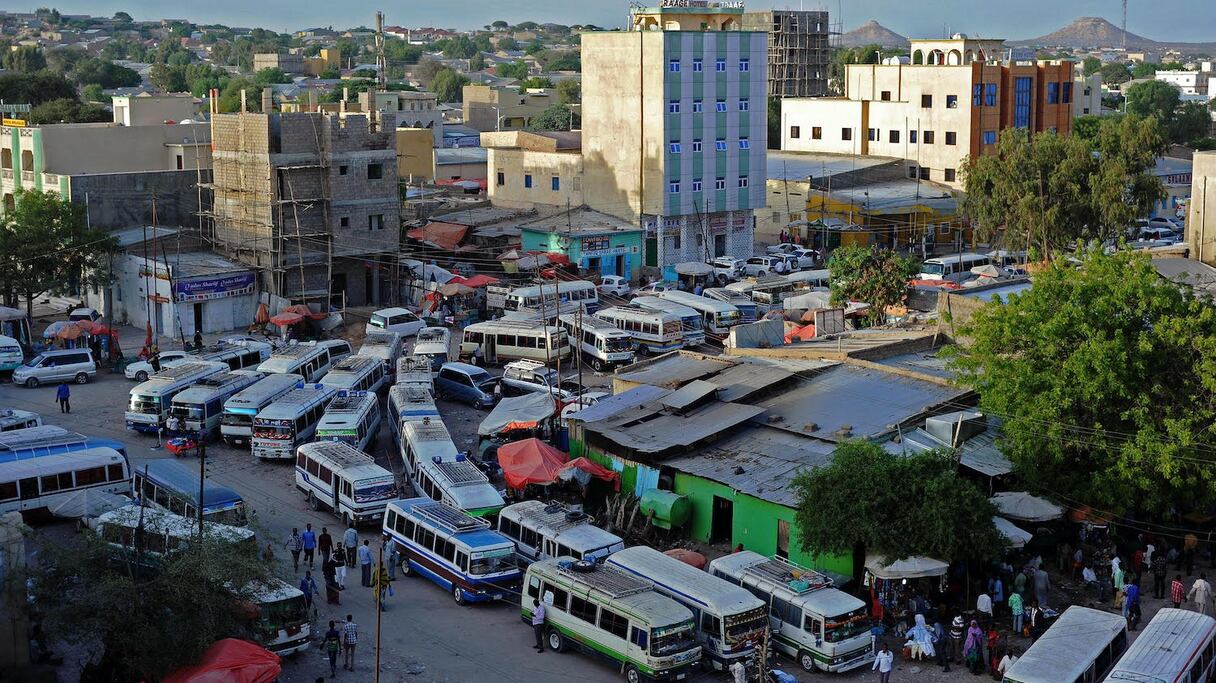 Circulation urbaine à Hergeisa, la capitale de l'autoproclamée République du Somaliland.
