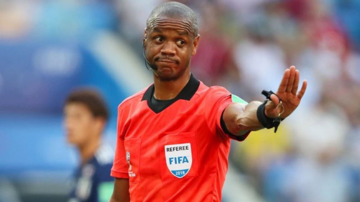 Janny Sikazwe, l’arbitre zambien du match Tunisie-Mali, comptant pour le groupe F de la Coupe d'Afrique des Nations 2021.
