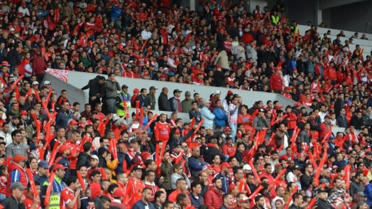 Public du Wydad au Compexe Mohammed V.
