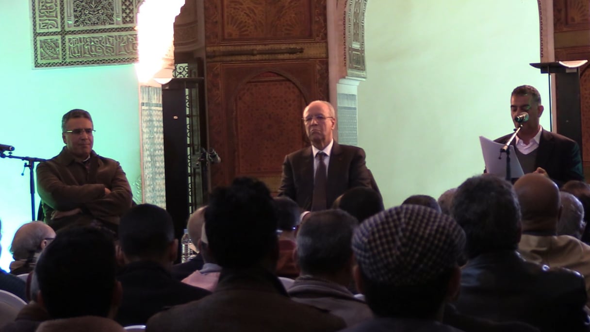 Le ministre Ahmed Toufiq lors de la présentation de son livre «L’oasis de Tinouna ou le secret de l’oiseau sur l’épaule» samedi 21 janvier à Marrakech.
