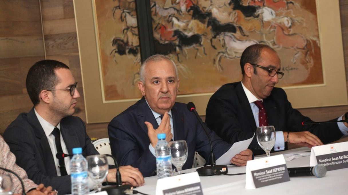 Saad SEFRIOUI, DG Délégué Groupe ADDOHA ; Anas SEFRIOUI, PDG Groupe ADDOHA et Jawad ZIYAT DG, délégué PRESTIGIA.
