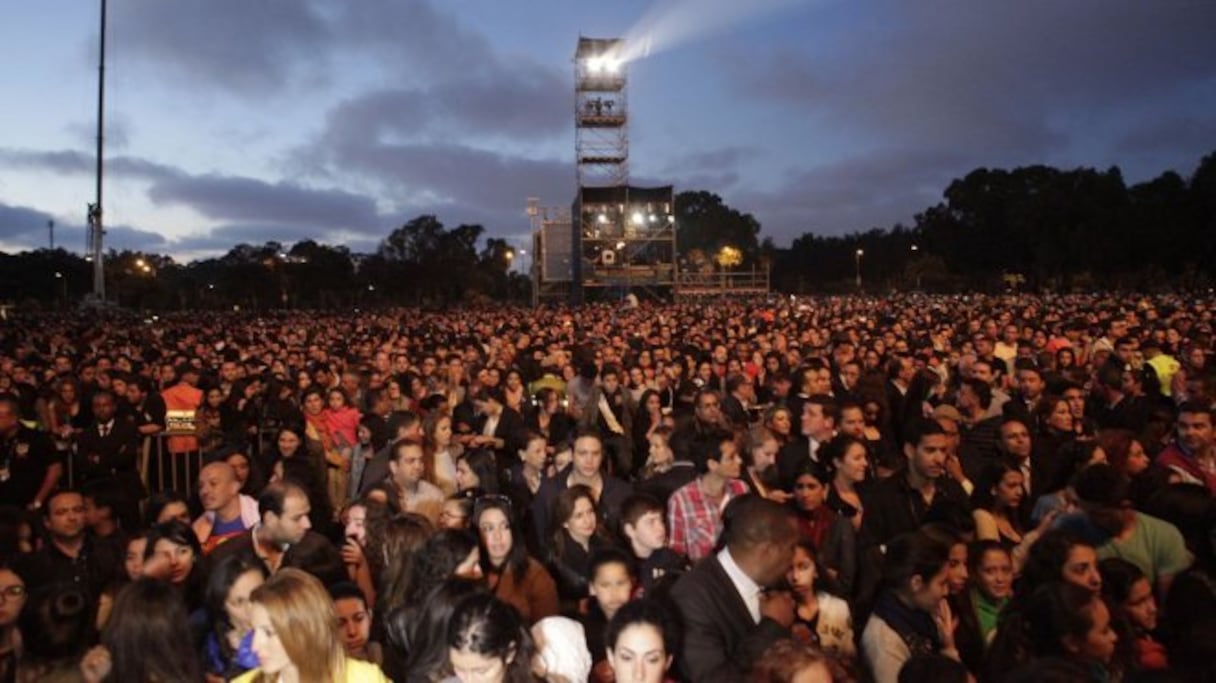 Justin Timberlake a ouvert, vendredi, les festivités de l'édition 2013 de Mawazine. Le concert de la star américaine a connu une forte affluence.
