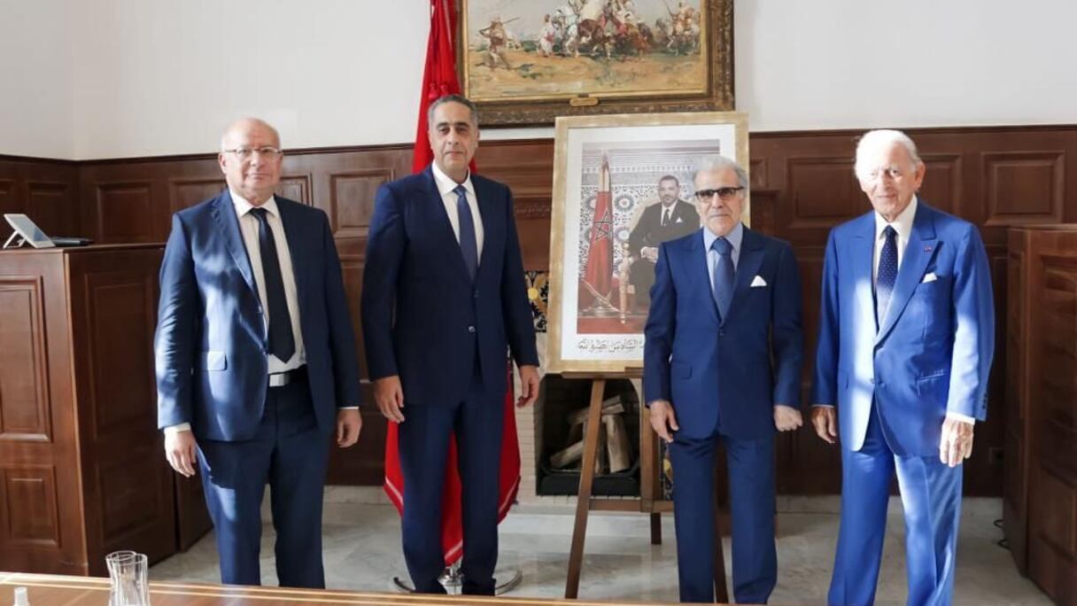 Omar Seghrouchni, président de la CNDP, Abdellatif Hammouchi, directeur de la DGSN, Abdellatif Jouahri, wali de BAM et Othman Benjelloun, président du GPBM.
