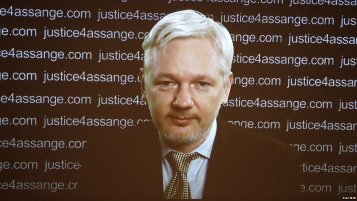 Julien Assange est réfugié dans l'ambassade d'Equateur à Londres depuis 2012.
