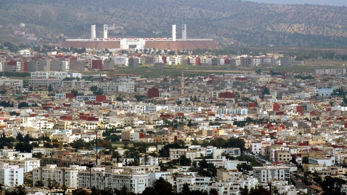 Situé à 5Km du centre ville, le nouveau stade Adrar trône en plein coeur d'Agadir pour le plus grand plaisir des fans du ballon rond
