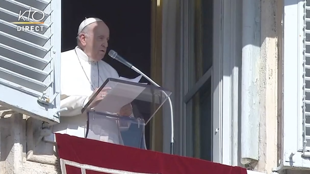 Le Pape François rend hommage à Rayan et au peuple marocain, le dimanche 6 février 2022 à Rome, suite au décès du petit garçon de cinq ans.
