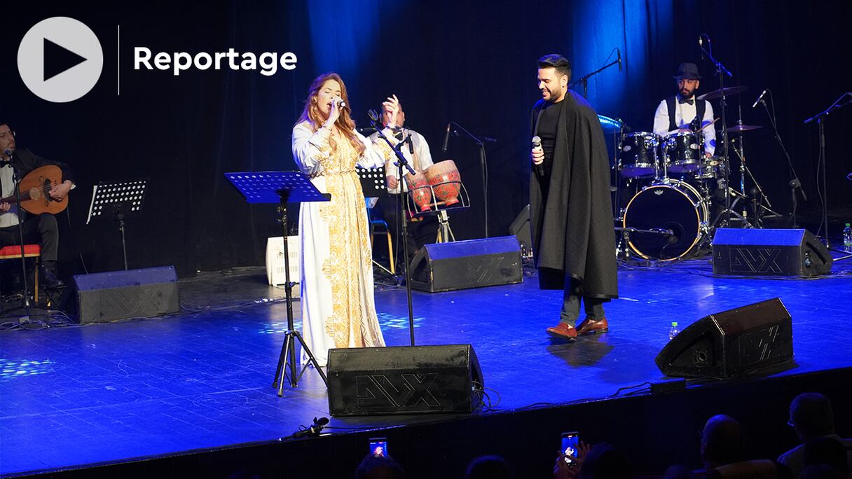 Sanaa Marahati et Marouane Hajji lors d'un concert de melhoun, mardi 19 avril, à Casablanca.