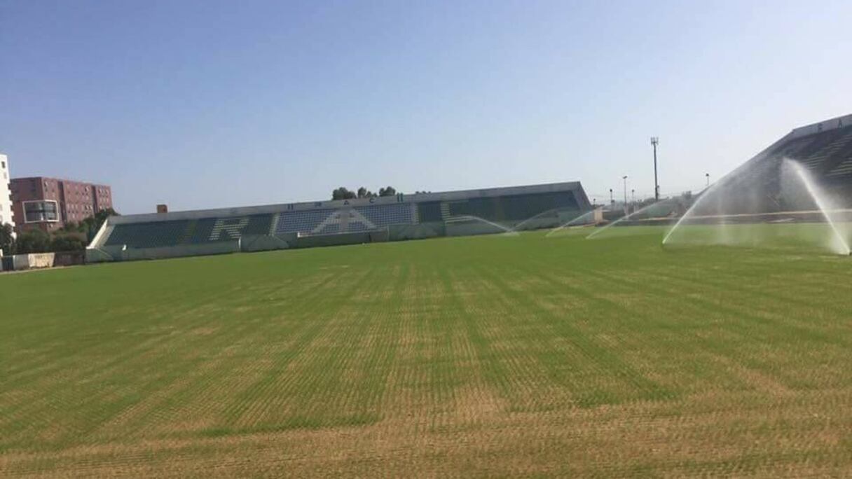 Raja et WAC trouvent le stade du Père Jégo trop petit pour leurs grandes ambitions de gagner le titre.
