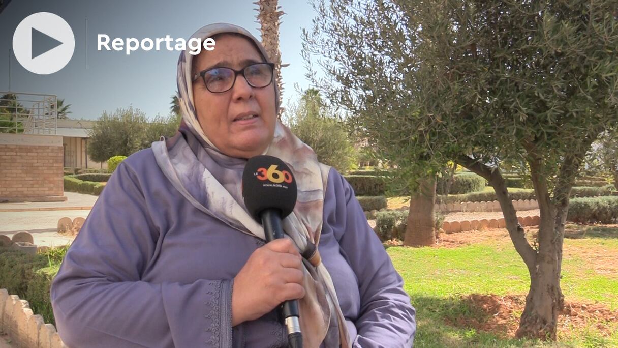 Fatma Mzioueka, retraitée de l'Education nationale, est fraîchement diplômée d'un master de l'université de Fès. 
