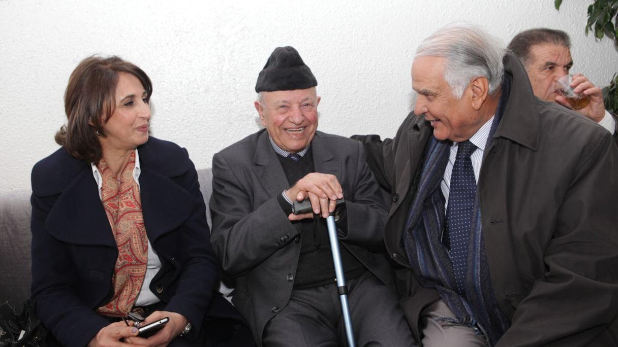 Nabila Mounib, secrétaire générale du Parti socialiste unifié (PSU), Mohammed Bensaïd Ait Idder et Mohamed Abied.
