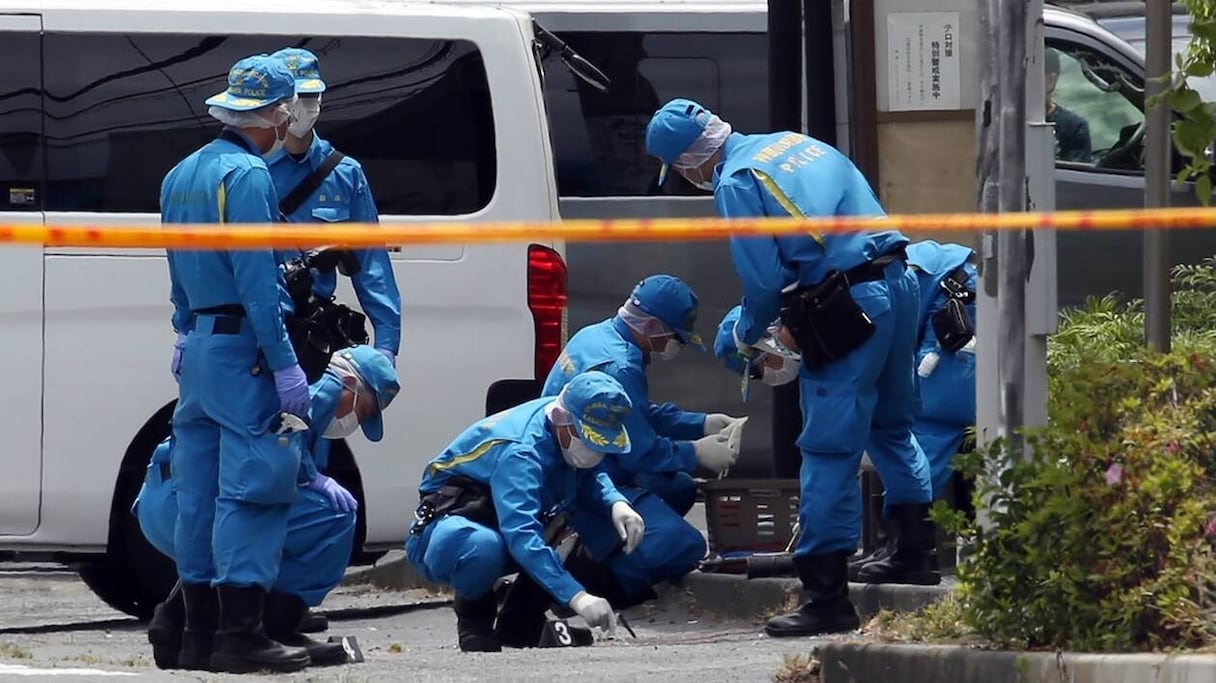 Douze enfants blessés, alors qu'une écolière a été tuée par l'agresseur. 
