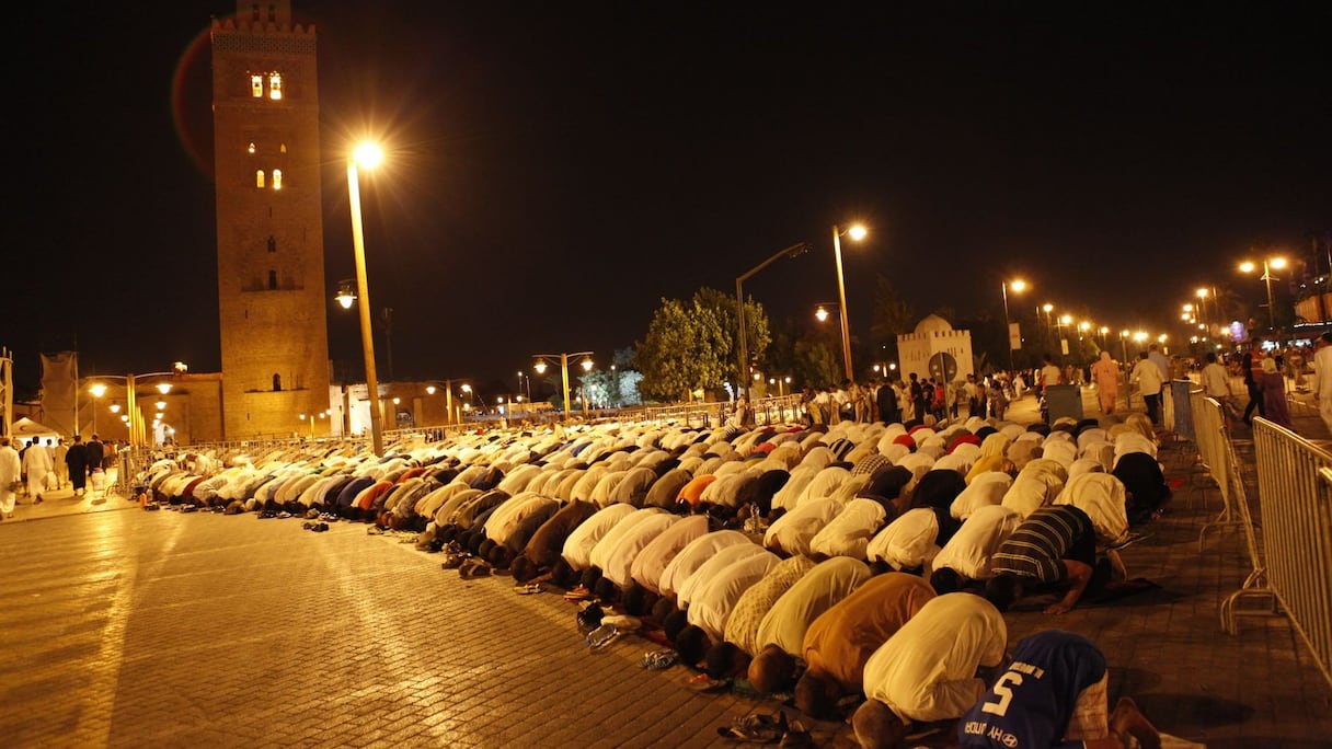 Avec son esplanade qui donne sur le jardin, la mosquée de la Koutoubia a une capacité d'accueil de plus 20.000 personnes
