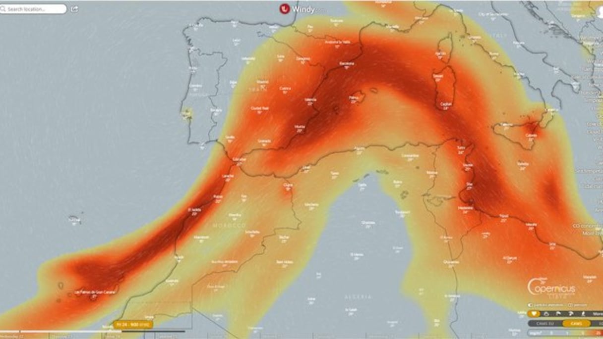 Emanations de dioxyde de soufre dans l'atmosphère. 
