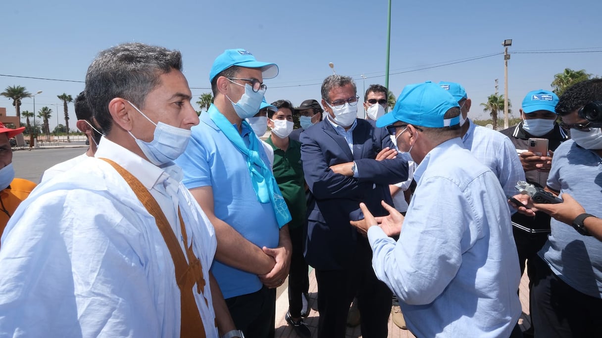 Le président du Rassemblement national des indépendants (RNI), Aziz Akhannouch, en campagne électorale le 26 août 2021 à Agadir.
