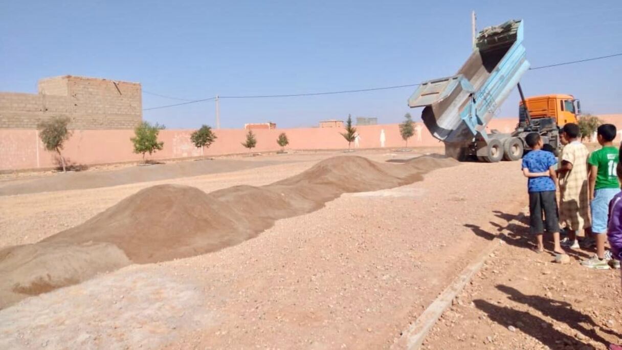 Les travaux de réhabilitation des deux écoles de Tinghir sont actuellement au stade de finition. 
